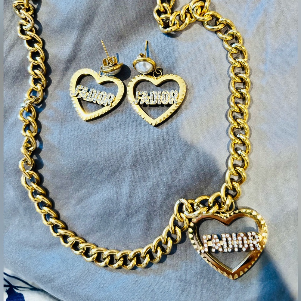 Gold Heart Jewelry Set